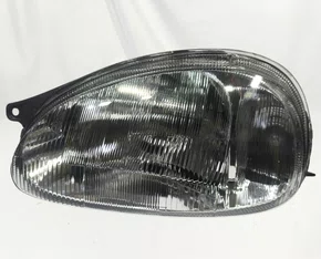 Farol de Vidro Chevrolet Corsa Mascara Cromada Lado Esquerdo 1994 ate 2000