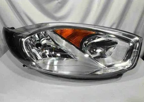 Farol Ford Fiesta Cromado Lado Direito 2011 Ate 2013