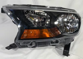 Farol Ford Ranger 2017 at 2023 Pisca Ambar Sem Projetor Manual Lado Esquerdo