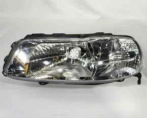 Farol Gol Parati Saveiro G3 Lado Esquerdo Simples Cromado 2000 até 2005