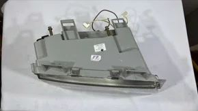Farol Principal Dianteiro com Farol Auxiliar Integrado Lado Direito Mercedes-Benz Sprinter 95 a 02