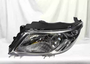 Farol Principal Onix Prisma Mascara Cromada Lado Esquerdo 2013 ate 2018