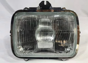 Farol Toyota Hilux 1992 ate 1999 / L200 Lado esquerdo/Lado direito H4 - Com Suporte Moldura