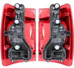 LANTERNA TRASEIRA AMAROK COM LUZ DE NEBLENA LADO DIREITO 2012 A 2022
