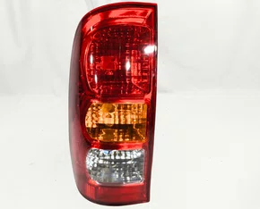 Lanterna Traseira Canto Lado Esquerdo Toyota Hilux 2005 até 2011