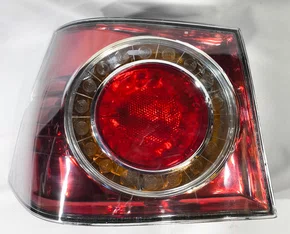 Lanterna Traseira Canto Lado Esquerdo VolksWagem Golf 2008 atè 2014