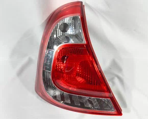 Lanterna Traseira Canto VM Lado Esquerdo Renault Clio 2012 até 2017