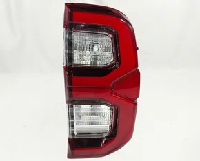 Lanterna Traseira Com Led Canto Lado Direito Hilux 2021 até 2025