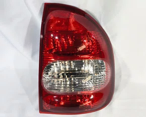 Lanterna Traseira Corsa Sedan Cristal Lado Direito 2000 Ate 2002