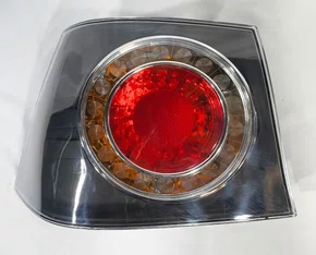 Lanterna Traseira Fumê Canto Lado Esquerdo VolksWagem Golf 2008 até 2014