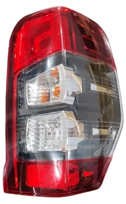 Lanterna Traseira L200 Triton 2021 ate 2024 Lado Direito Bicolor Fume