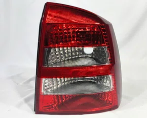 Lanterna Traseira Lado Direito Chevrolet Astra Sedan 2003 até 2011