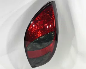 Lanterna Traseira Lado Direito Fumê Chevrolet Celta 2000 até 2005