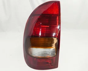 Lanterna Traseira Lado Esquerdo Chevrolet Corsa 4 Portas 1994 ate 1999