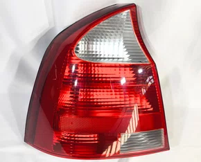 Lanterna Traseira Lado Esquerdo Chevrolet Corsa Sedan 2003 até 2005