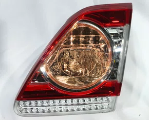 Lanterna Traseira Mala Lado Direito Toyota Corolla 2011 até 2014