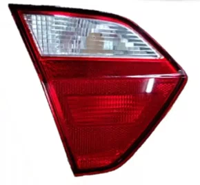 Lanterna Traseira Voyage G6 Tampa Lado Esquerdo 2013 Ate 2017